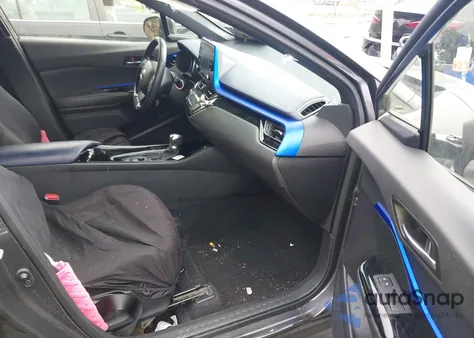 2021 Toyota C-Hr Xle z USA, uszkodzony, nr VIN JTNKHMBX1M1108061